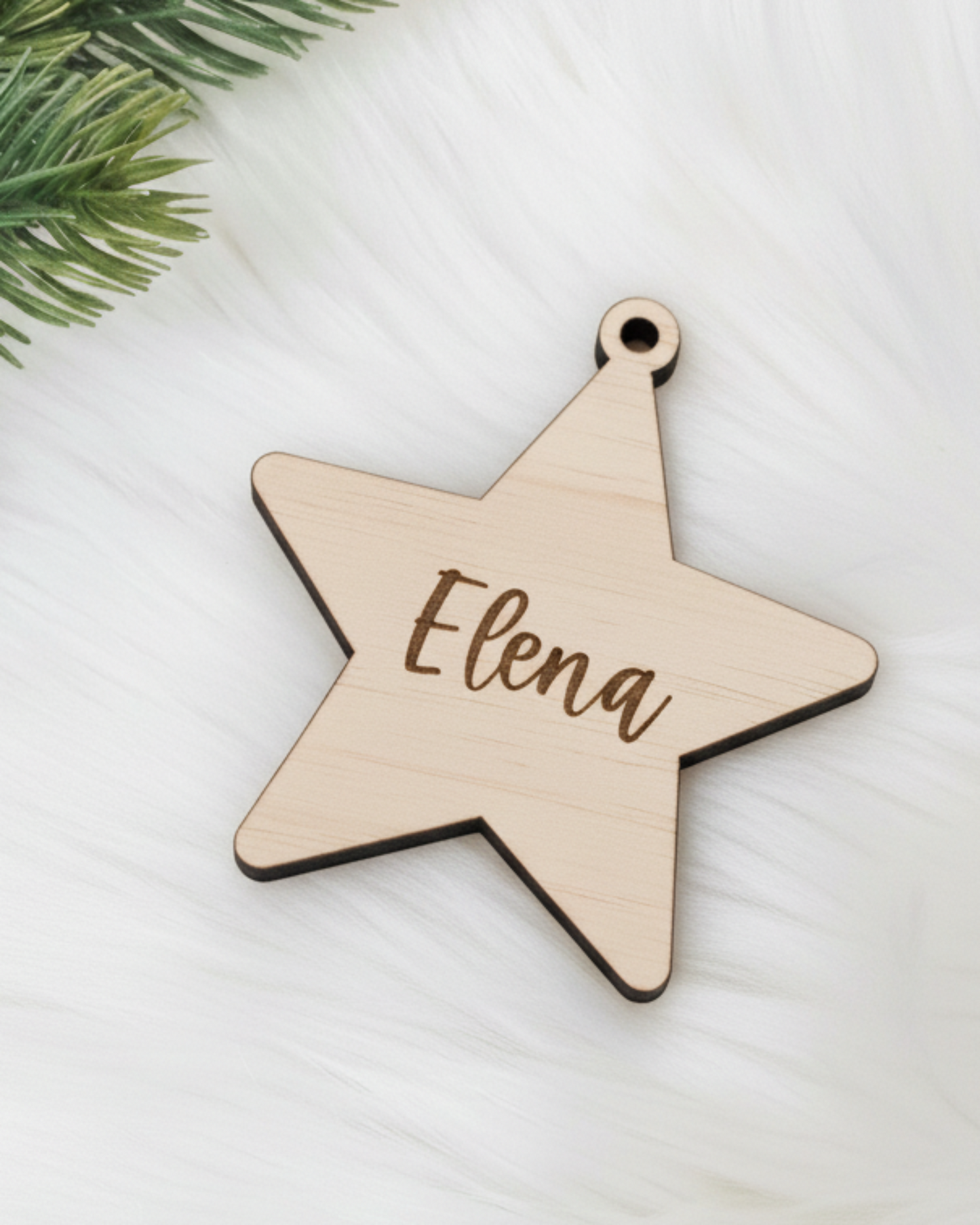 Weihnachtsbaumschmuck Stern mit Namen aus 3mm Birkenholz gelasert