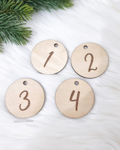 Runde Adventszahlen 1-4 aus Birkenholz gelasert