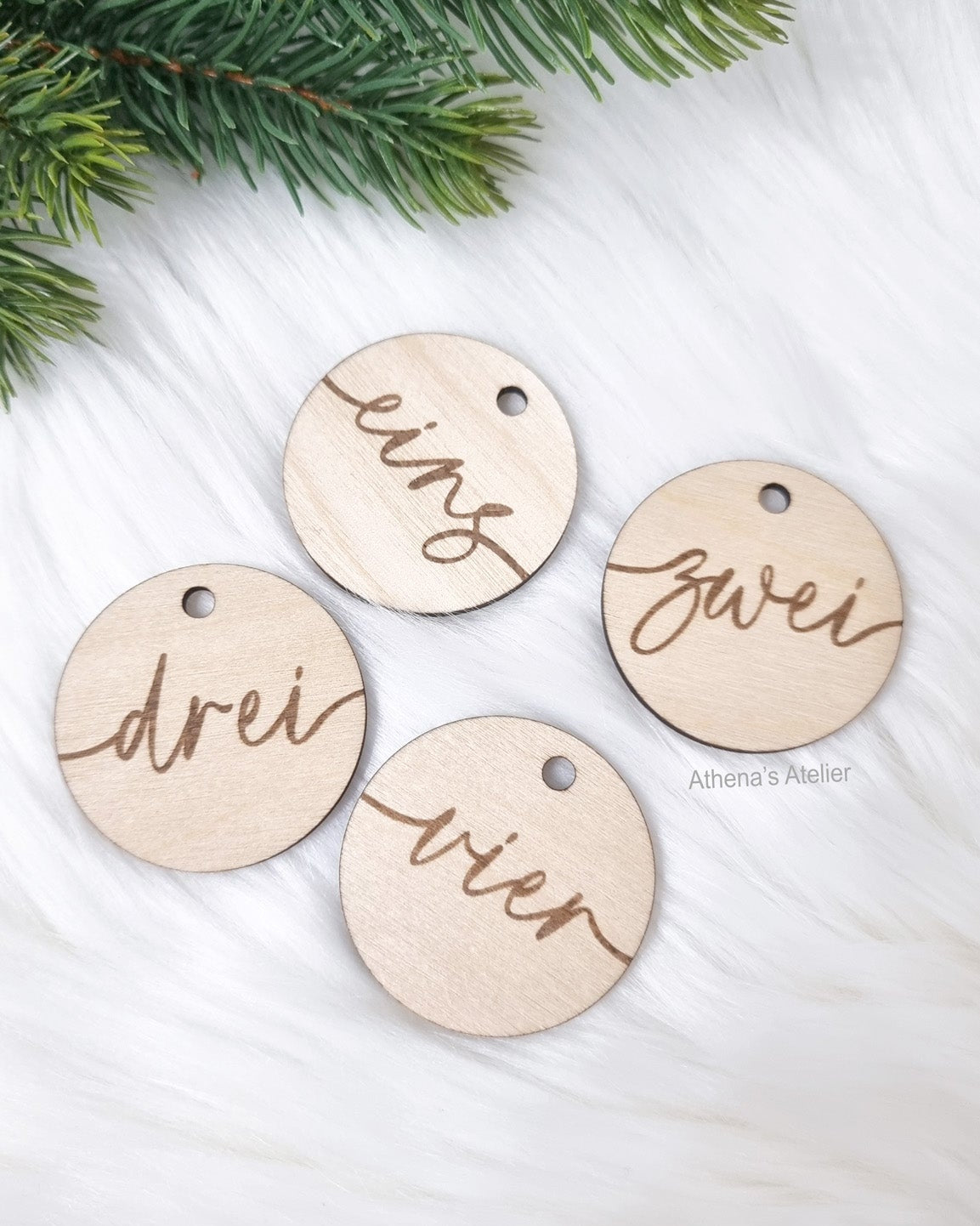 Runde Adventszahlen 1-4 aus Birkenholz gelasert 