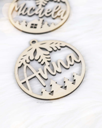 Weihnachtsbaumschmuck, Weihnachtsanhänger mit Namen aus 3mm Birkenholz gelasert